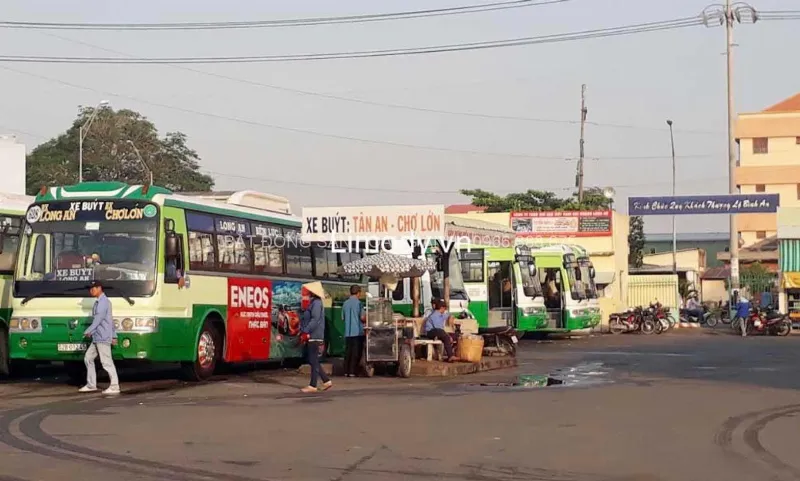 Bến xe Tân An - nơi khởi hành từ Long An đi TP.Hồ Chí Minh