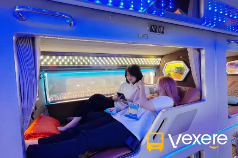 nội thất xe limousine tân niên