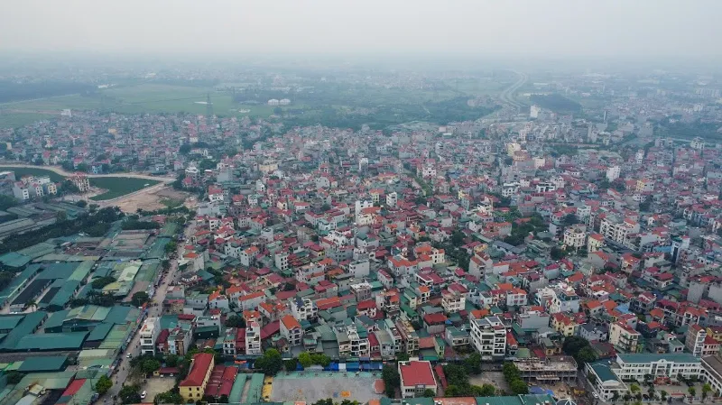 Lâu đài nguy nga tại Ninh Hiệp - Ảnh 1.