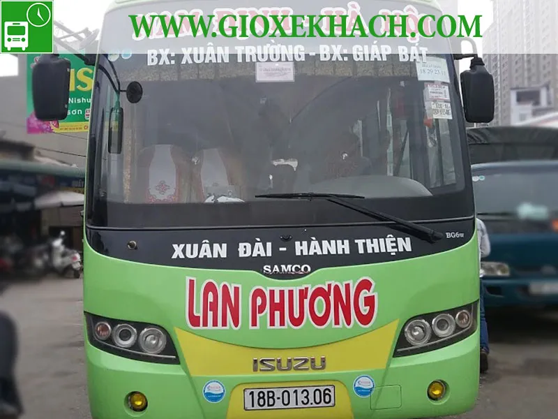 "Nhà xe Xuân Tân - Lựa chọn hàng đầu cho hành trình Xuân Trường - Giáp Bát." loading=