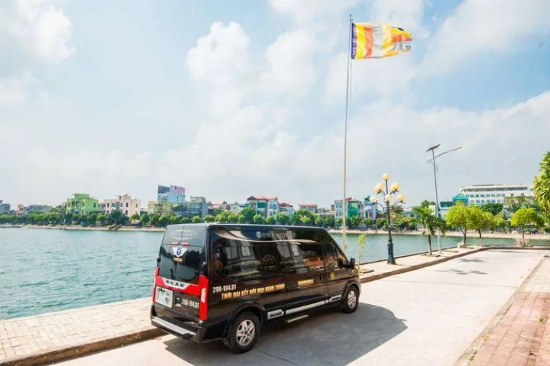 Xe Limousine Hà Nội Thủy Nguyên 1