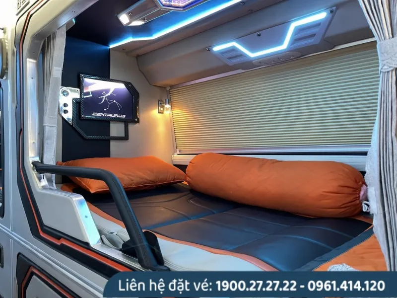 "Xe limousine Sài Gòn đi Buôn Mê Thuột" width=