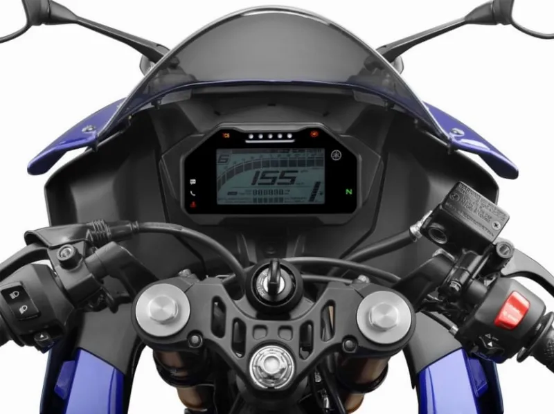 Yamaha YZF R15 V4: Chiến binh đường phố