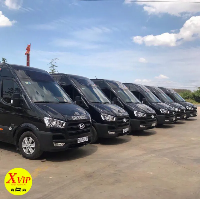 Nội thất tiện nghi xe Limousine Hà Nội Thái Bình